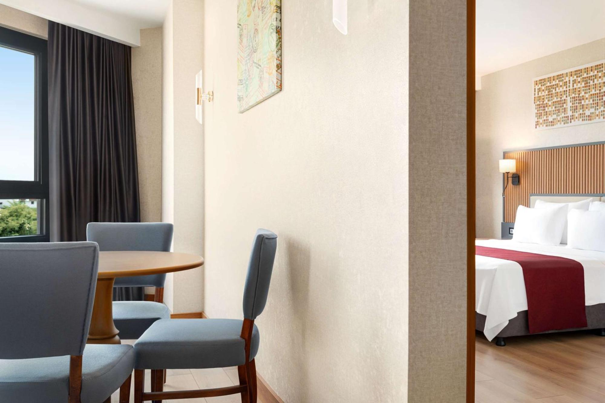 Ramada Plaza By Wyndham Ordu Hotell Exteriör bild